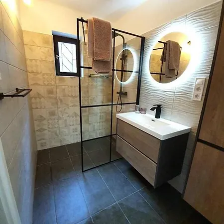 Alfoeldi Aranypart Appartement *